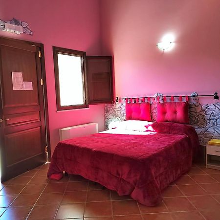 Villaggio Dei Balocchi Кастелбуоно Екстериор снимка